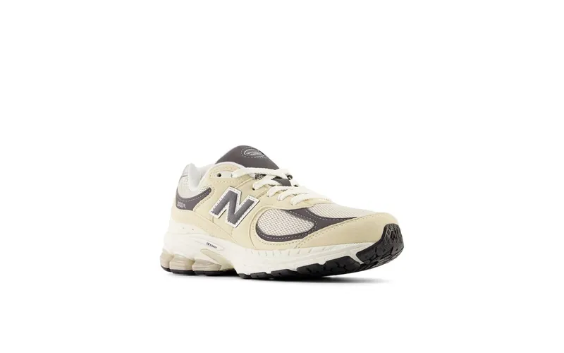 New Balance 2002R Sandstone Magnet (GC2002FA)