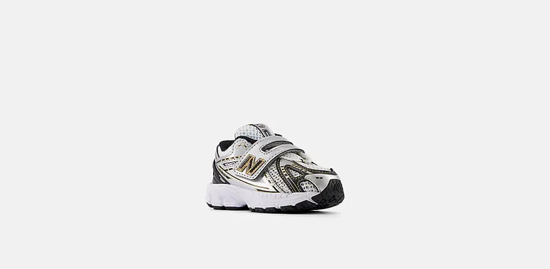 NEW BALANCE 1906 HOOK & LOOP “SILVER METALLIC / GOLD METALLIC” (IV1906RA)