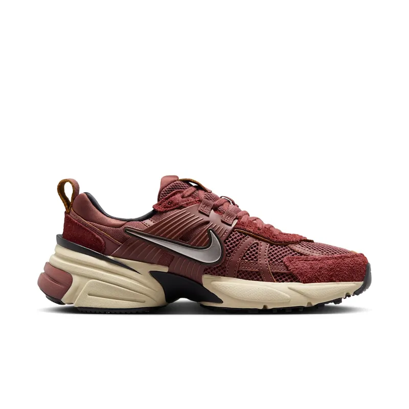 Nike V2K Run “Red Sepia Dark Pony” (FN6703-201)