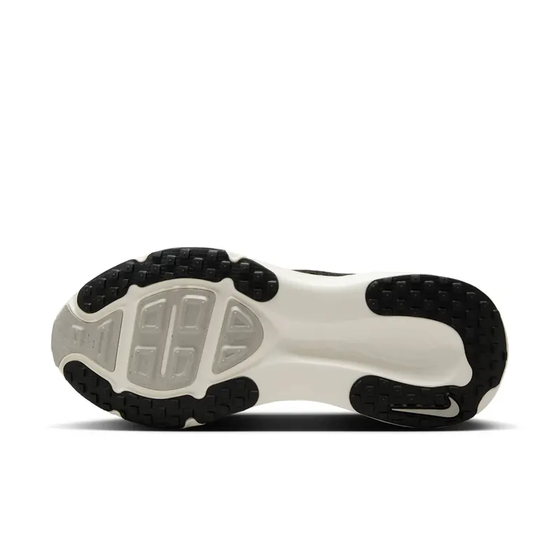 Nike Vomero 18 “Black Summit White” (HM6804-005)