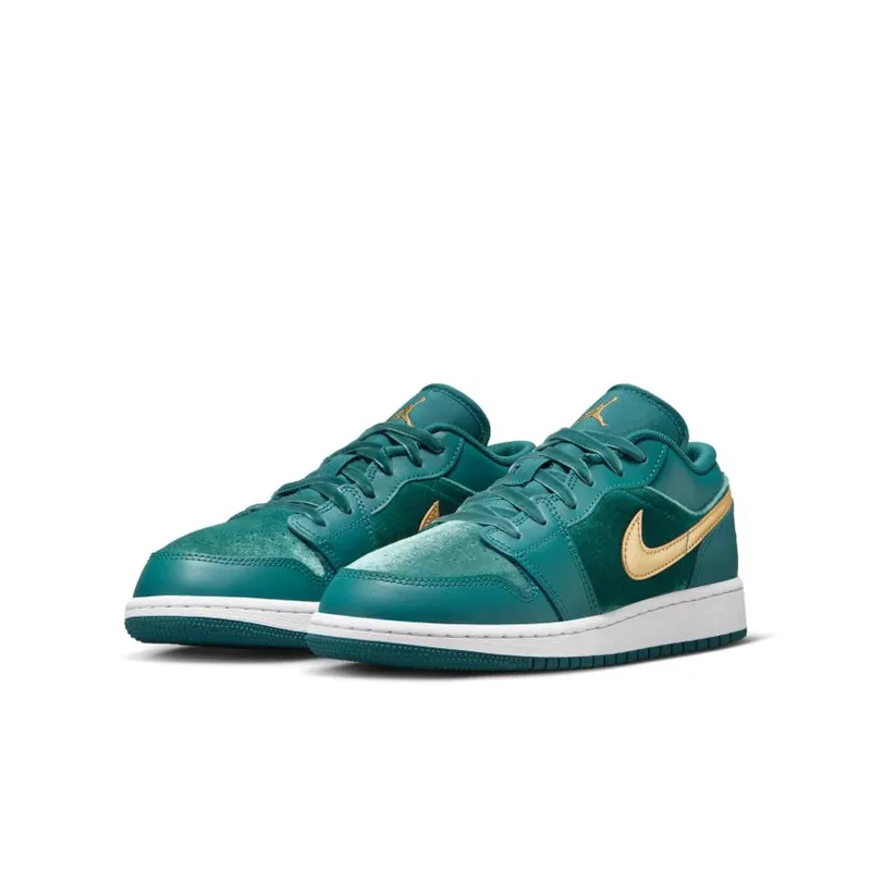 Air Jordan 1 – “Geode Teal Velvet” (FB9896-300)
