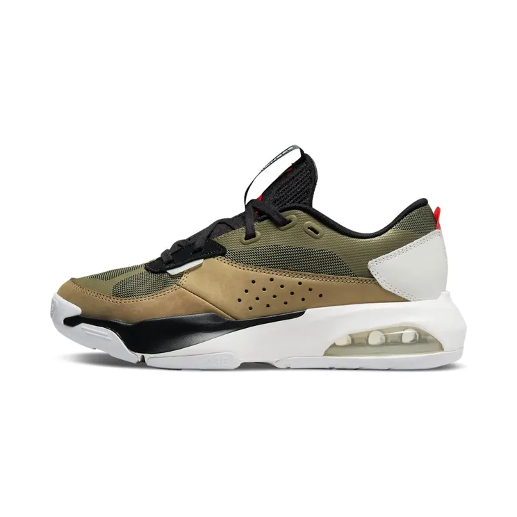 Jordan Air 200Een “Medium Olive / Summit White / Brown Kelp / University Red” (DC9836-261)