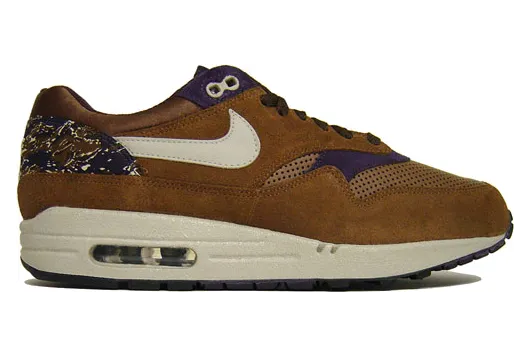 Nike Air Max 1 Premium Friendly Football Pack (308866-202)