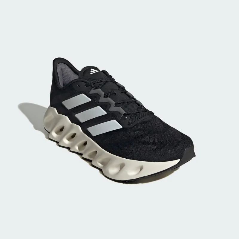 Adidas Switch FWD “Core Black Cloud White Grey” (ID1780)