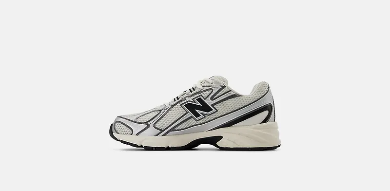 New Balance 740 “Sea Salt Black” (U740BK2)