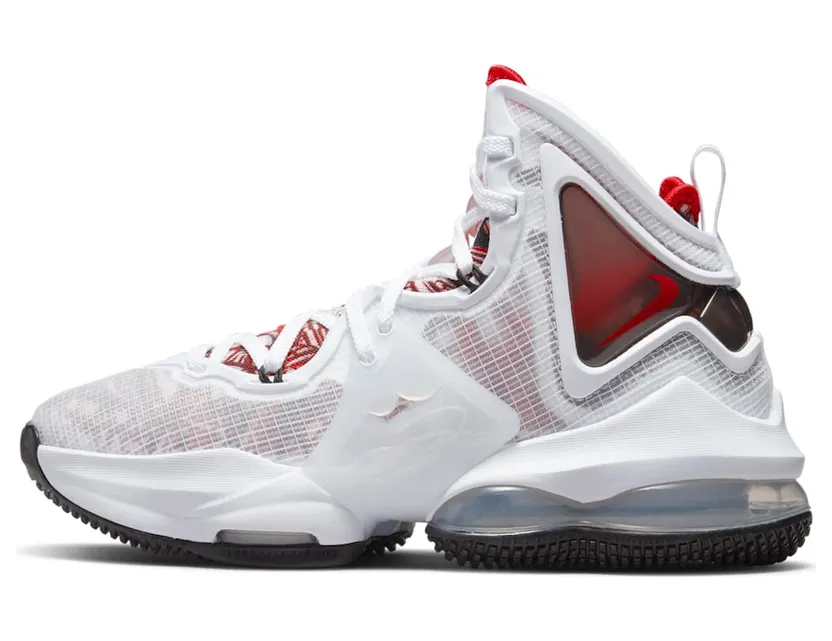 LeBron 19 voor kids Wit (DD0418-101)