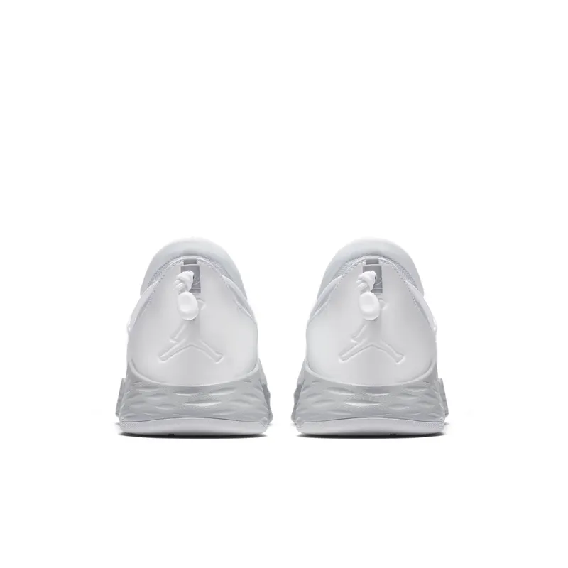 Jordan Formula 23 Toggle White Pure Platinum Wolf Grey (908859-100)