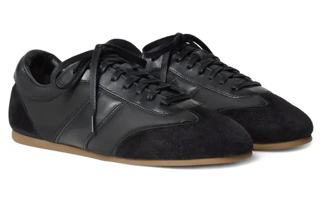 Lemaire Lace-up “Black” (FO0227 LL0216 BK999)