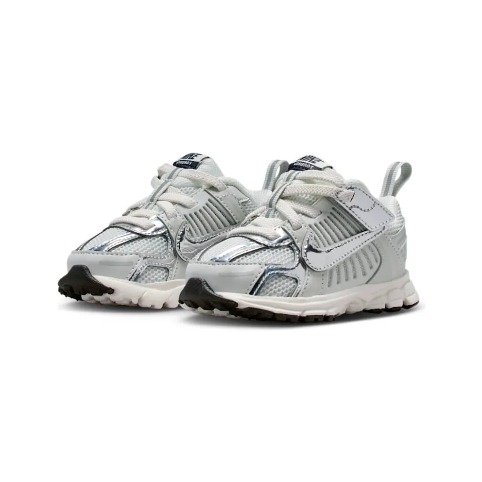 Nike Vomero 5 TD “Photon Dust Gridiron Sail Chrome” (IM9466-001)
