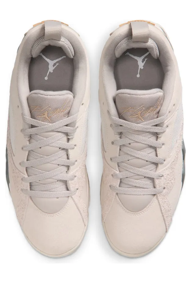 air-jordan-jumpman HQ3950-109
