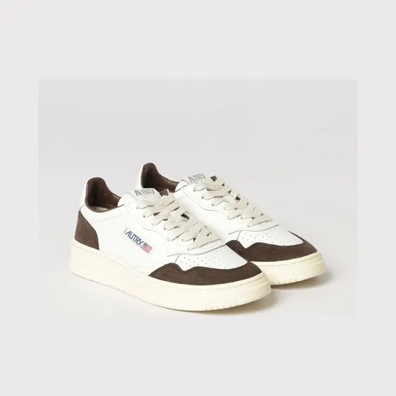 Autry Medalist Low Bicolor Leather Sneakers with Perforated Toe White 1 (AULWFT19)