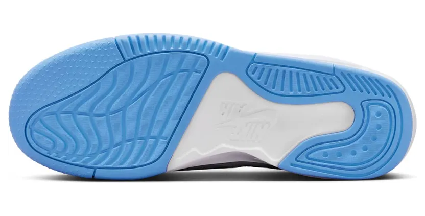 air-jordan-max-aura DZ4353-104