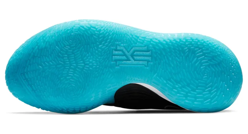 nike-kyrie-3 CJ1286-001