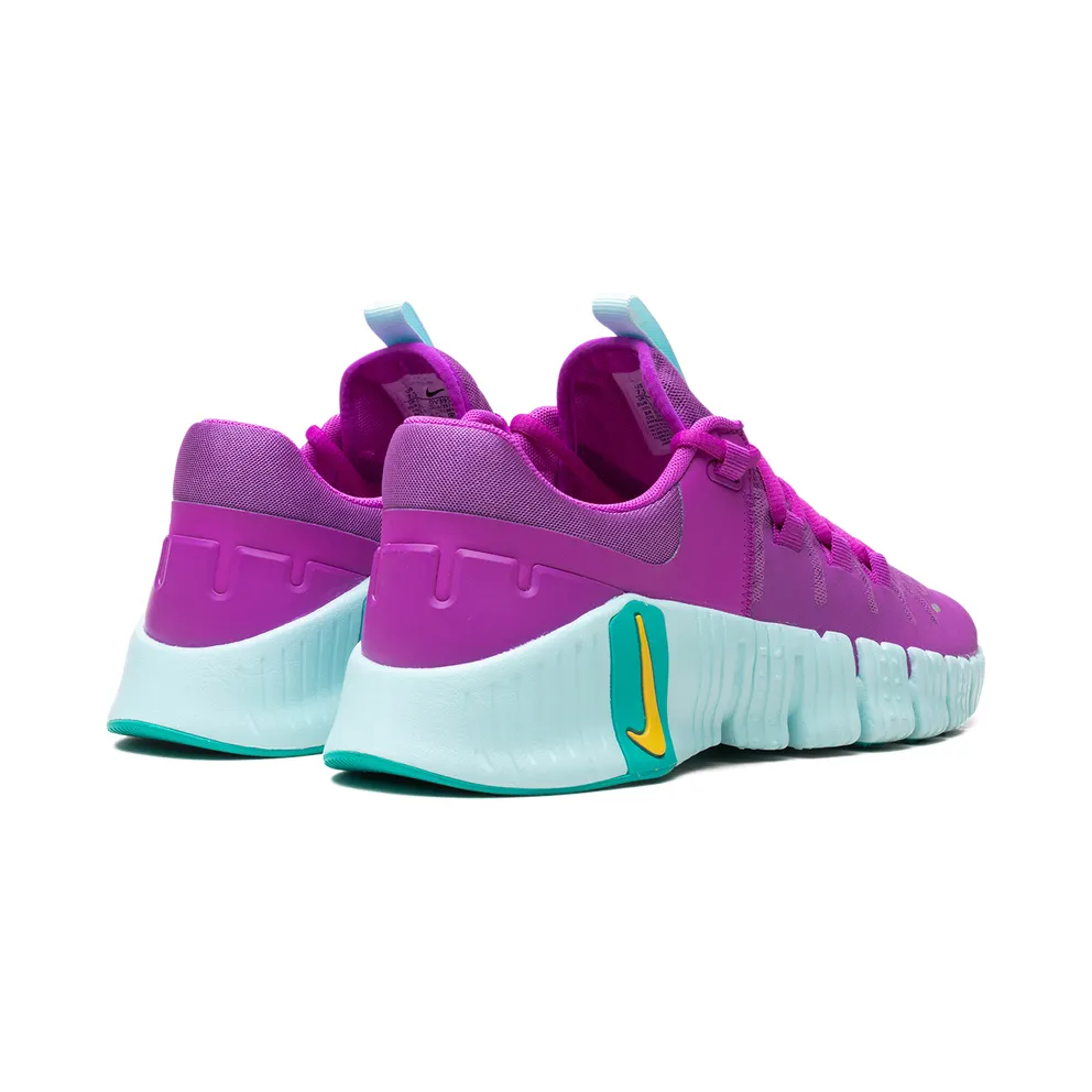 Nike Free Metcon 5 “Hyper Violet” (DV3950-501)