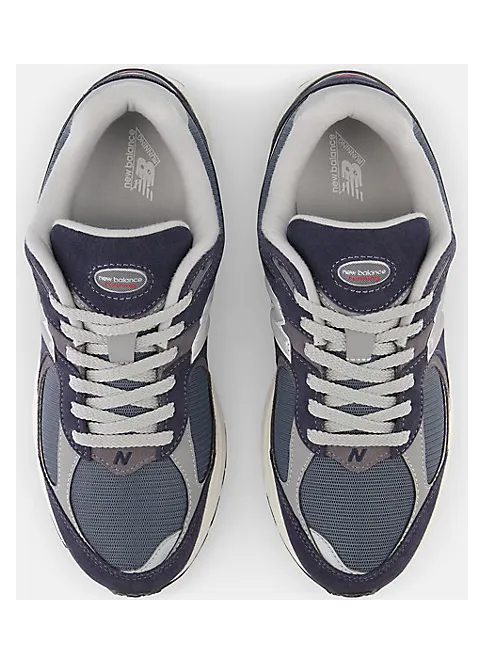 new-balance-2002r M2002RSF
