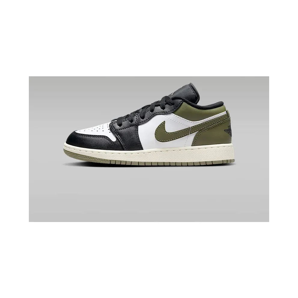 Jordan 1 Low GS “Black Toe Medium Olive” (553560-092)