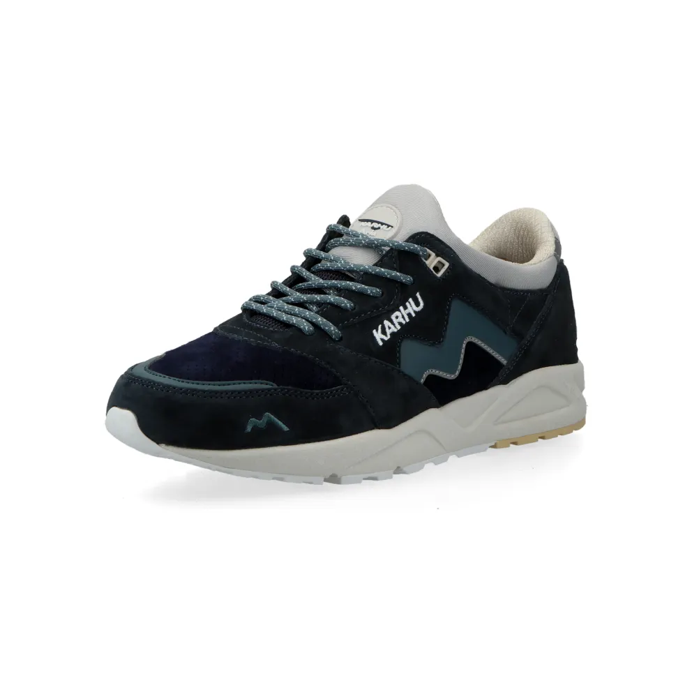 Karhu Aria 95 (india ink / stormy weather) – F803116