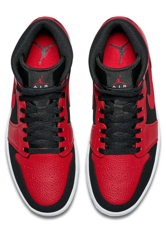 air-jordan-1 554724-054