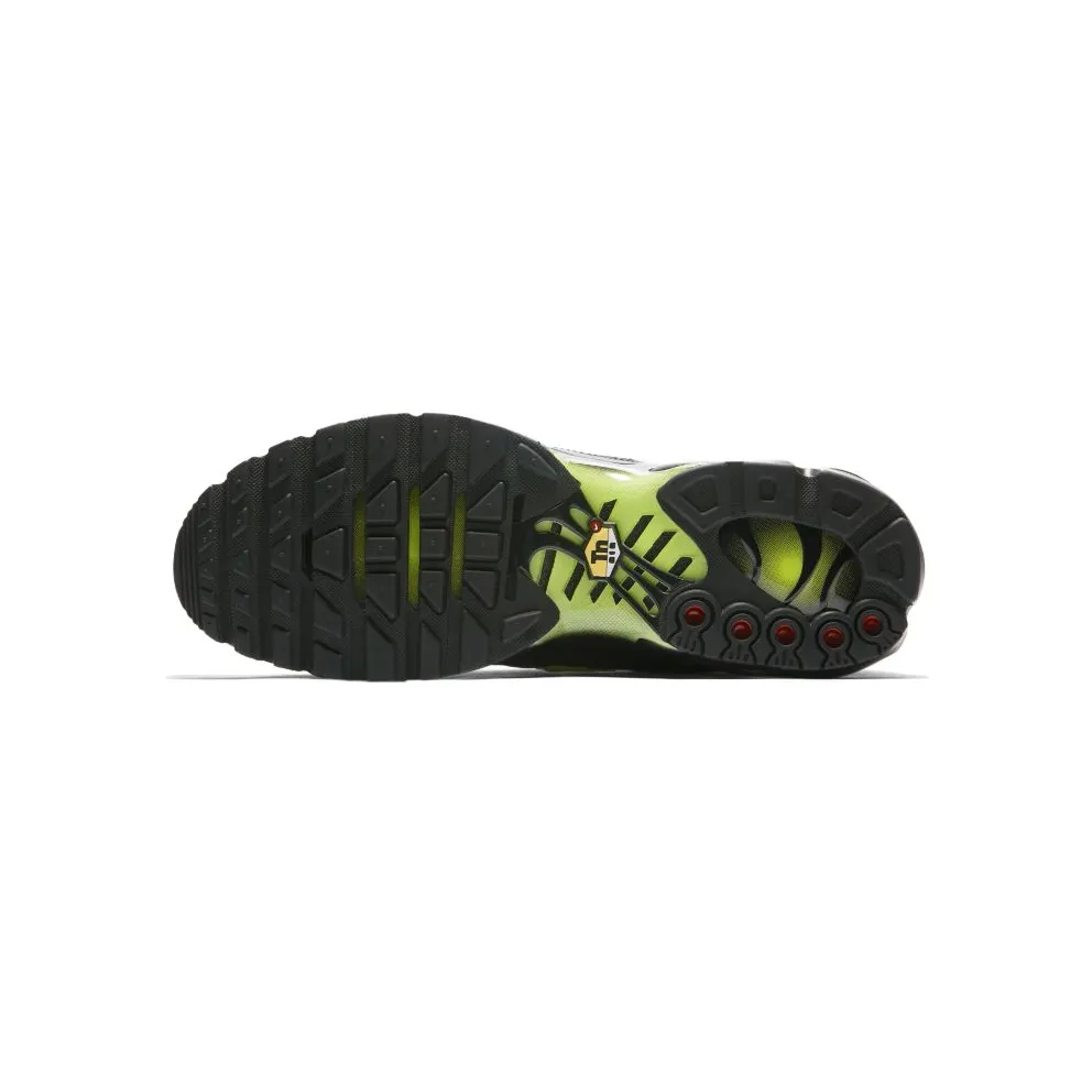 Nike Air Max Plus Black Volt Glow “Black / Wolf Grey” (AJ2013-001)