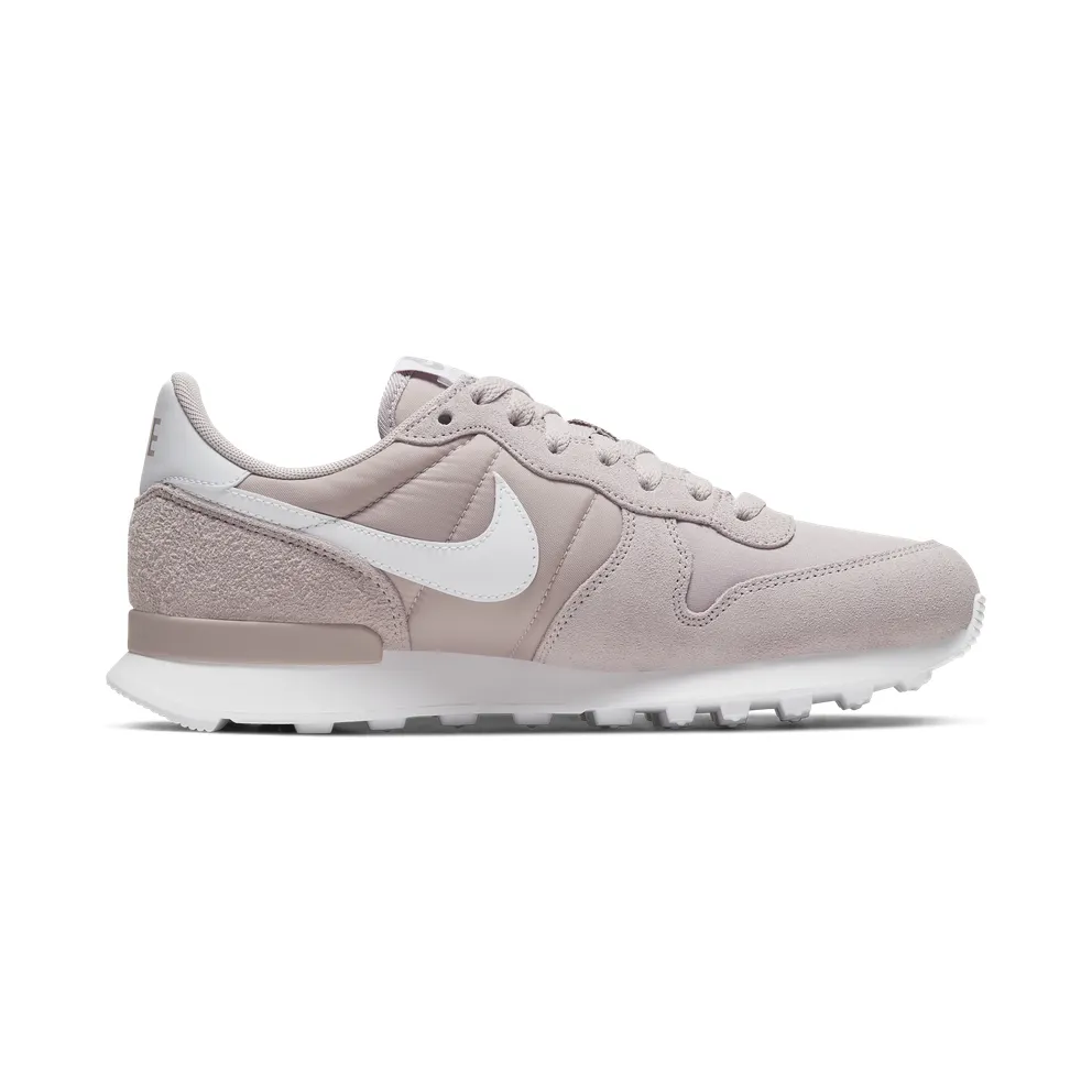 Nike Internationalist Purple “Platinum Violet / White” (828407-034)