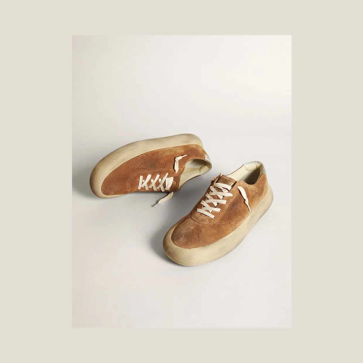Golden Goose Space-Star In Tobacco-Colored Suede (GMF00376.F003327.15331) (2)