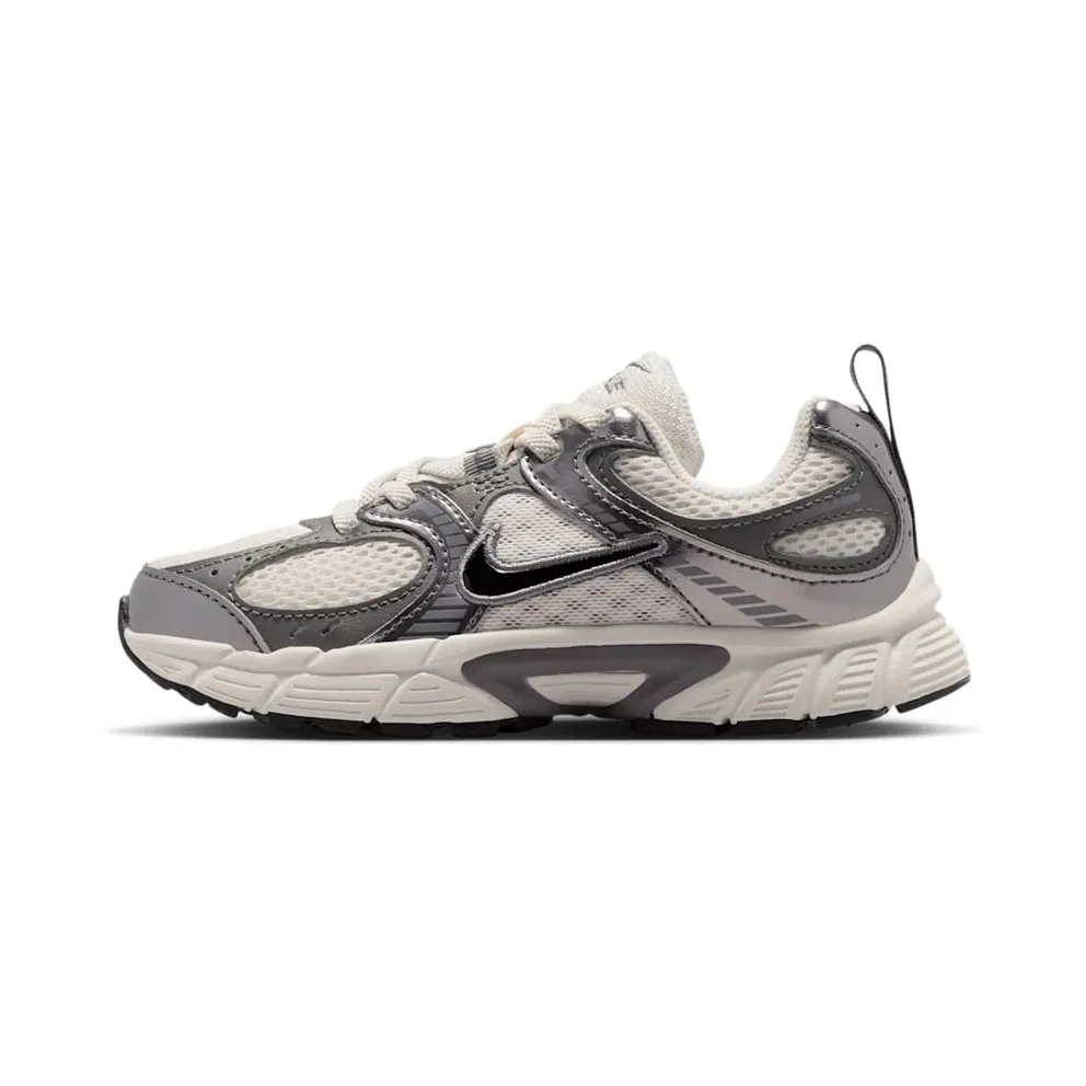 Nike V5 RNR PS “Phantom Pencil Point” (HQ6412-003)