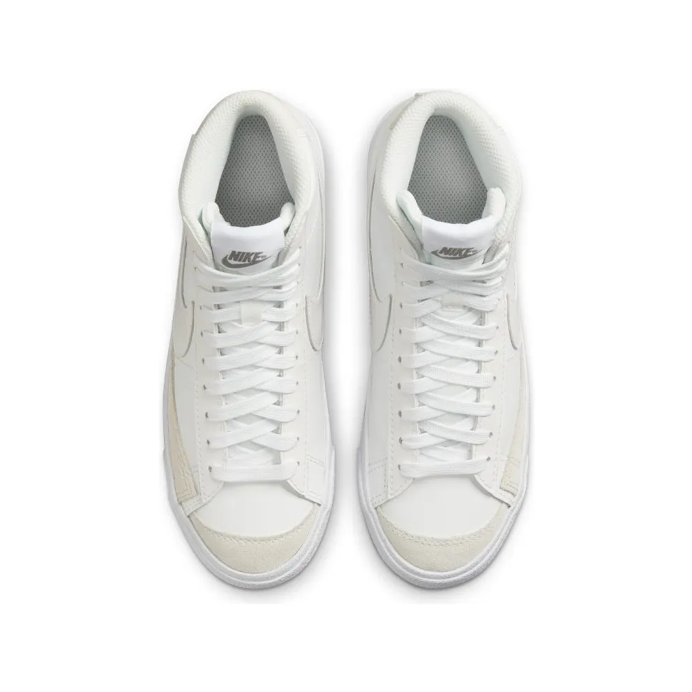 Nike Blazer Mid ’77 Older Kids’ White (DA4086-104)
