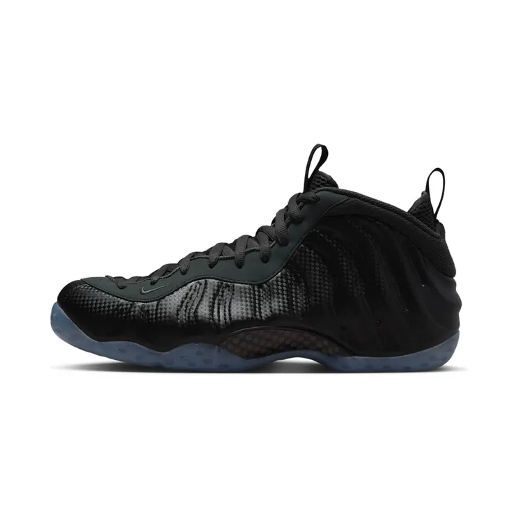 Nike Air Foamposite One “Carbon Fiber” (HF2902-002)