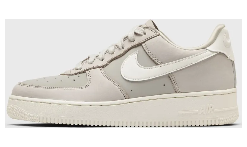 Nike Air Force 1 Light Bone / Sail