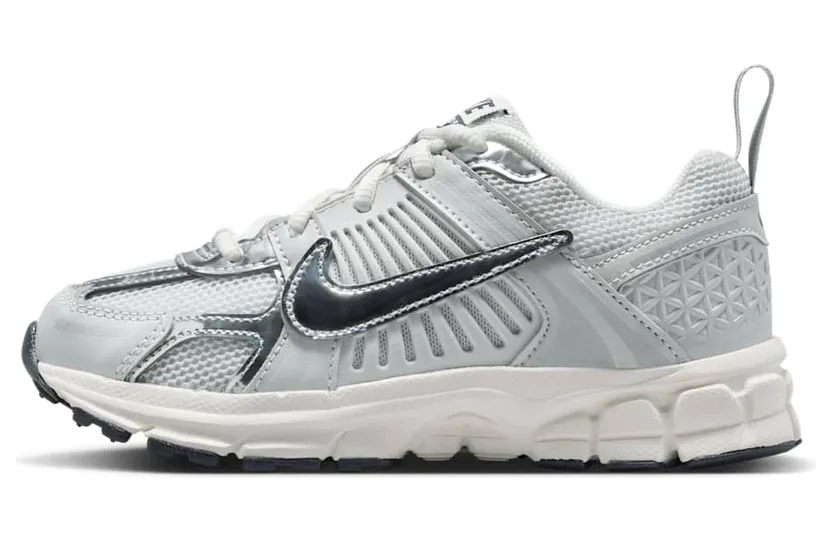 Nike Zoom Vomero 5 Photon Dust/Gridiron/Sail/Chrome (IR4587-001)
