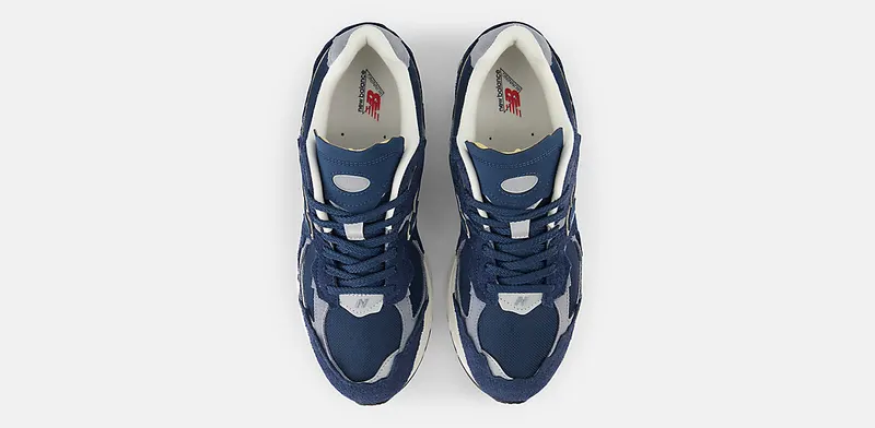 New Balance 2002R Protection Pack Navy Grey (M2002RDK)
