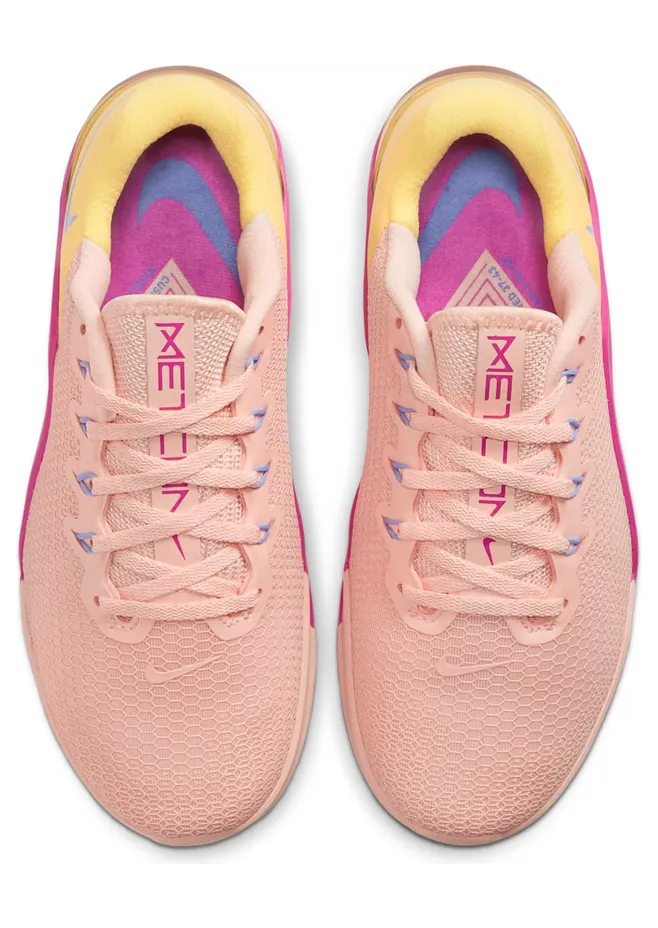 nike-metcon AO2982-668