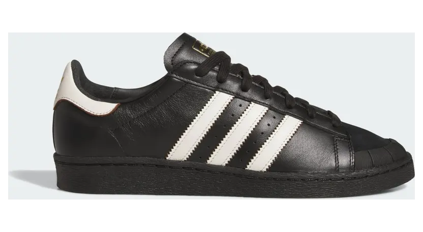 Adidas JABBAR LO Sportschoenen Core Black / Off White / Gold Metallic (KI8523)