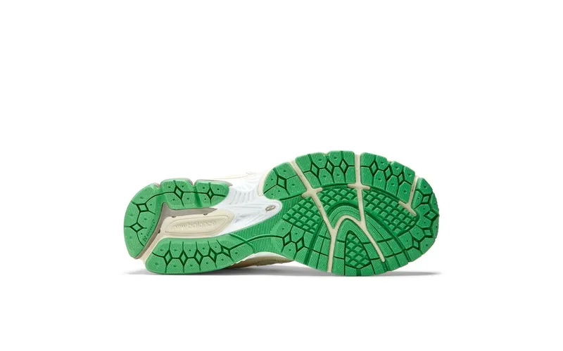 New Balance 2002R GANNI Turtledove – “Cream / Green” (M2002RGC)