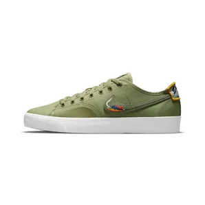 Nike SB BLZR Court DVDL “Dusty Olive / Light Bone / Navy / Medium Olive” (CZ5605-300)