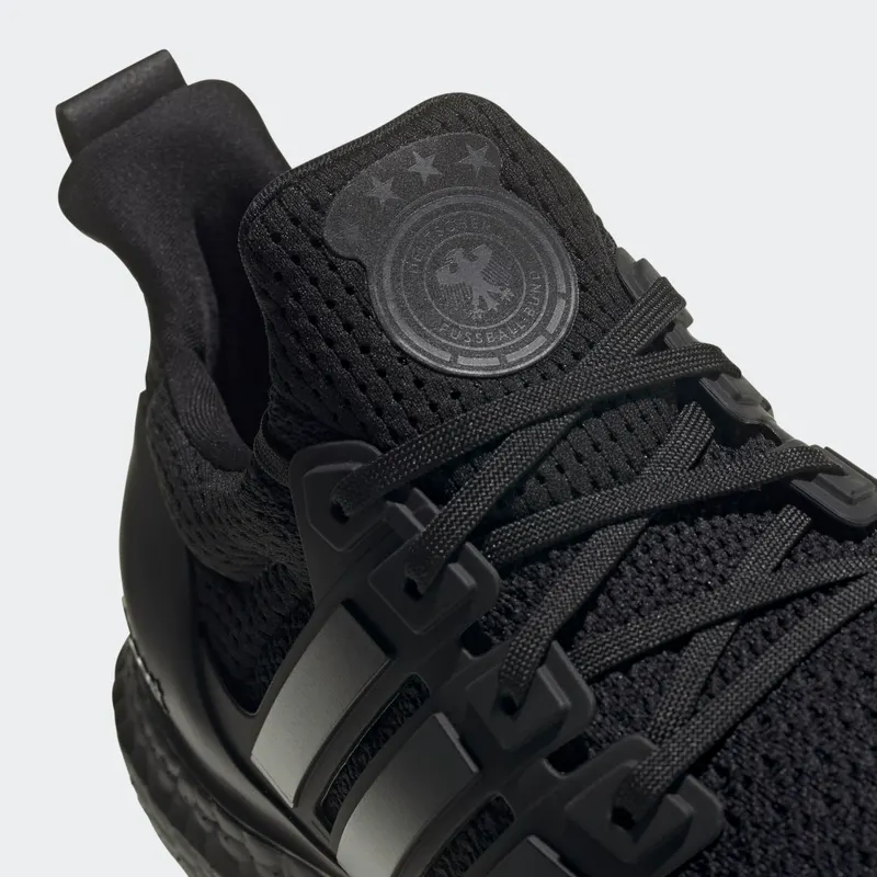 adidas ULTRABOOST DNA x DFB Core Black / Carbon / Core Black (GY7621)