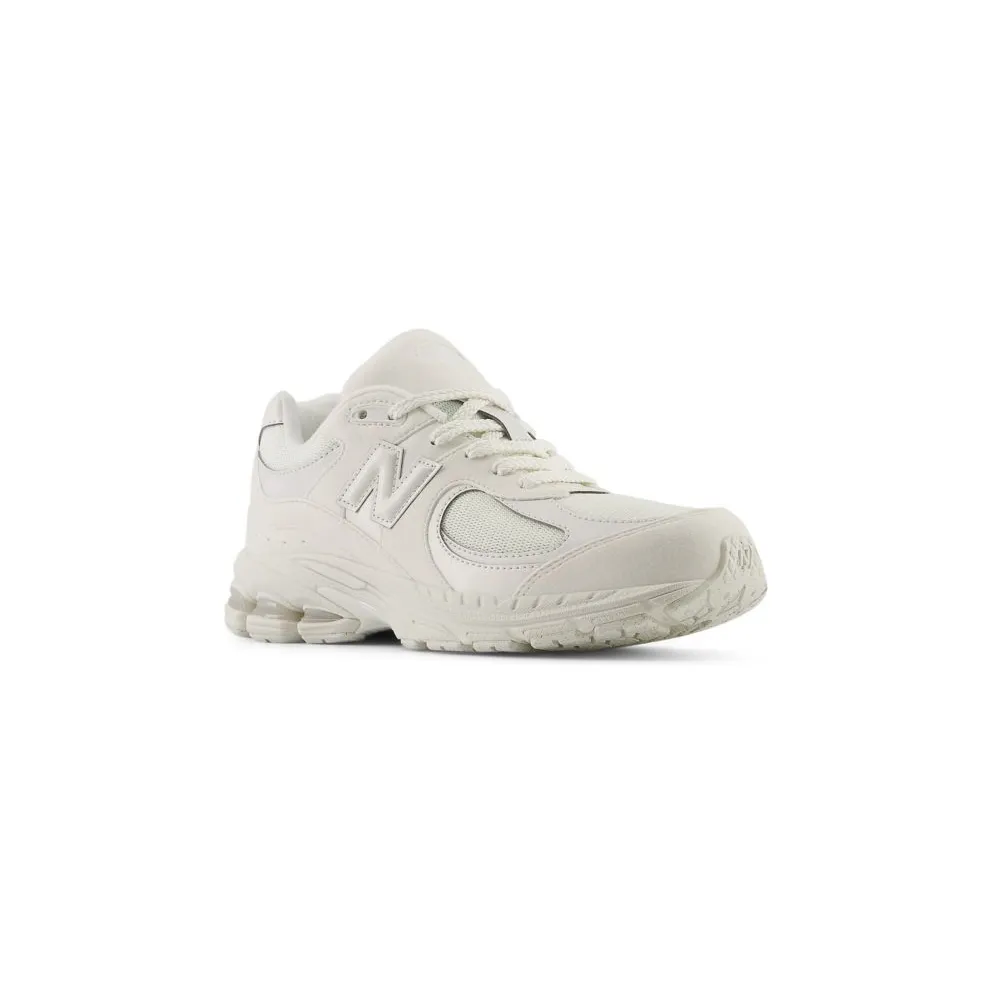 New Balance 2002R Sea Salt Metallic Reflection (GC2002WH)
