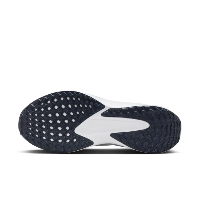 Nike Quest 6 White Obsidian Wolf Grey University Red (FD6033-107)