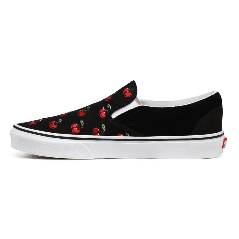 VANS Cherries Classic Slip-on Shoes (Black)