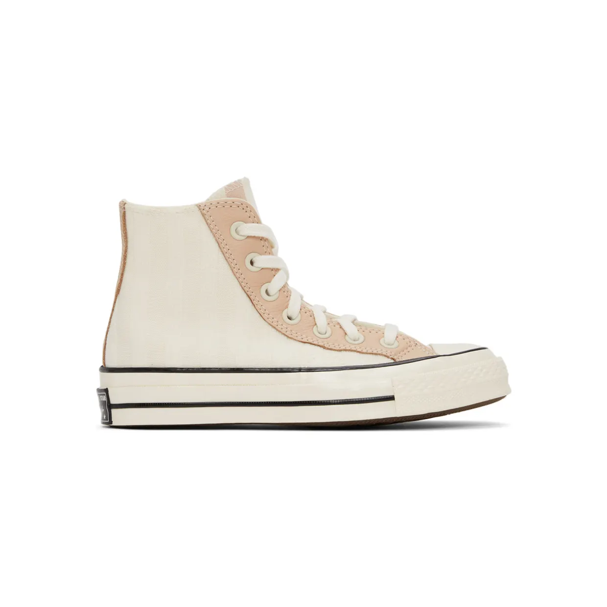 converse-chuck-taylor-all-star 572701C