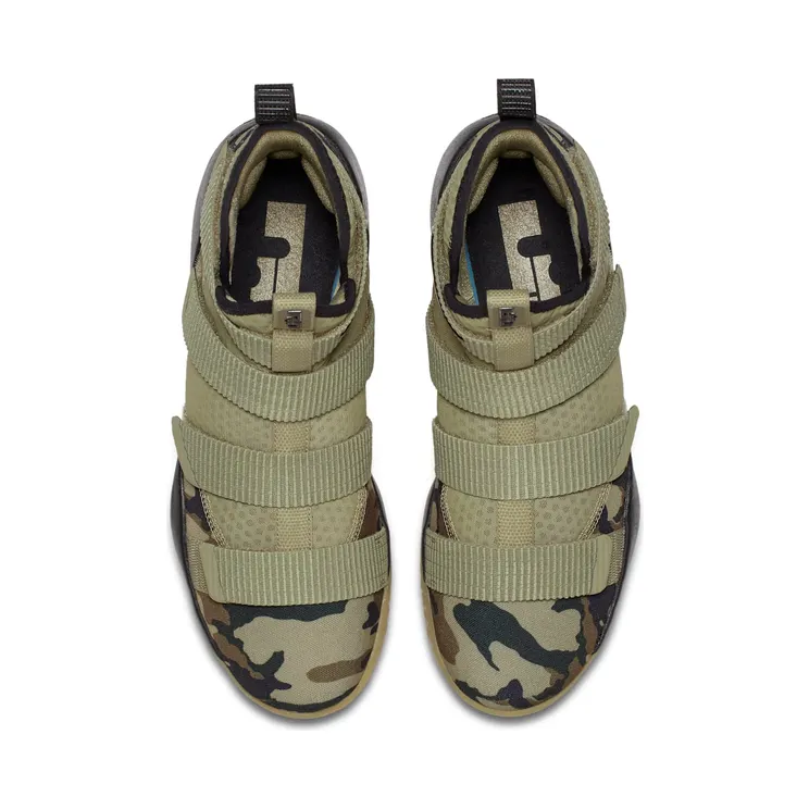 nike-lebron 897644-200