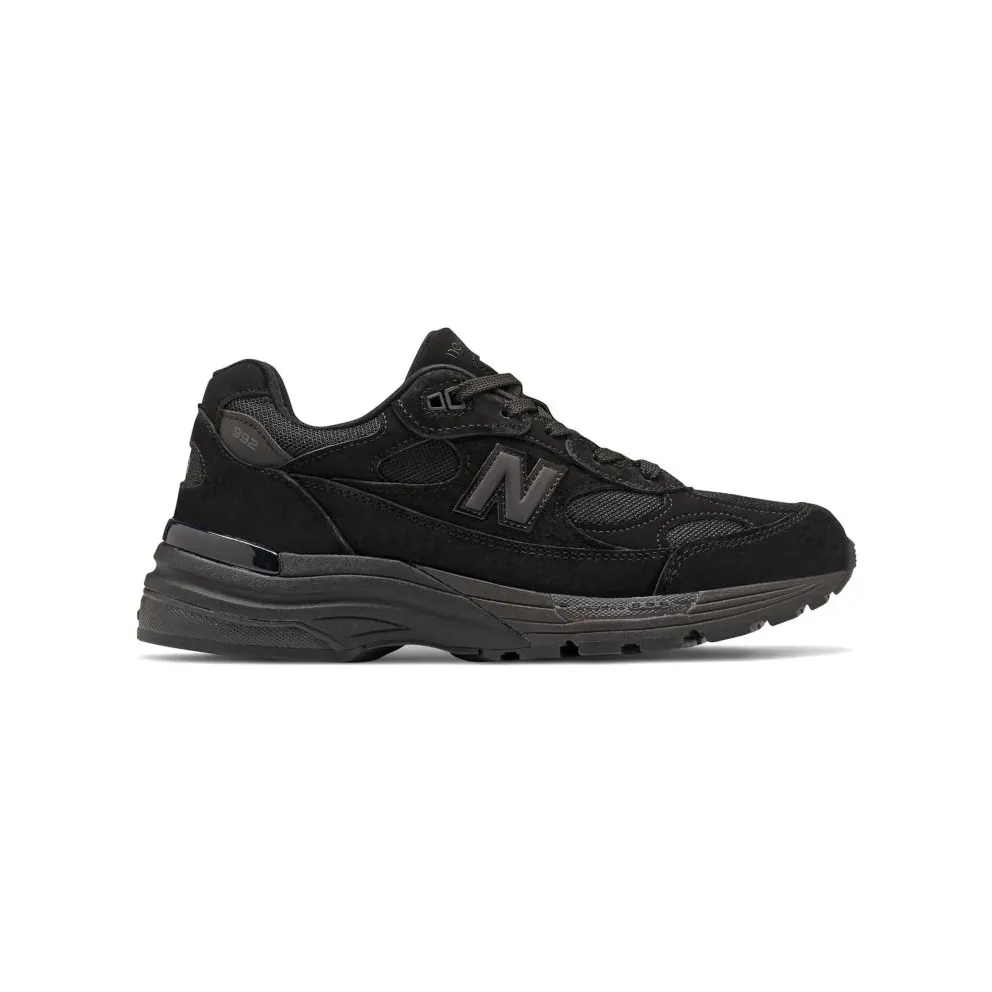 New Balance 992 “Triple Black” (M992EA)
