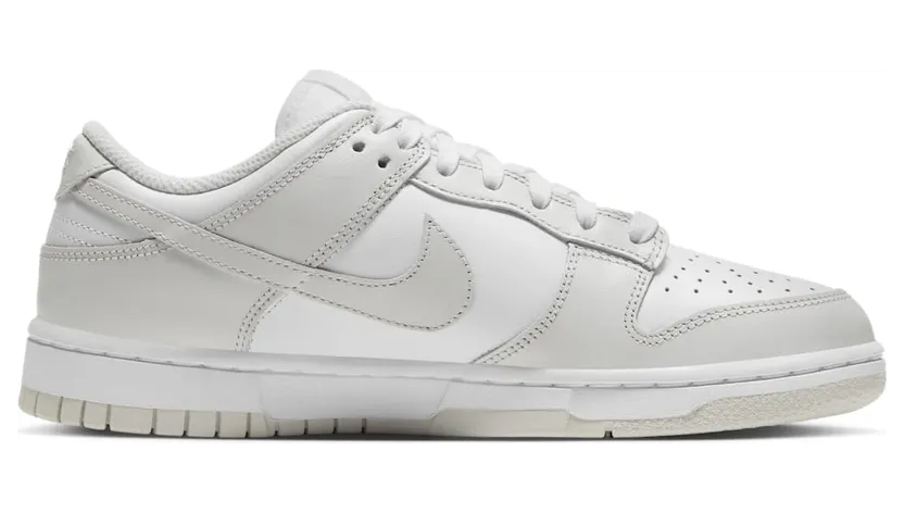 Nike Dunk Low “Photon Dust”: bijna-wit met net iets meer diepte (3)