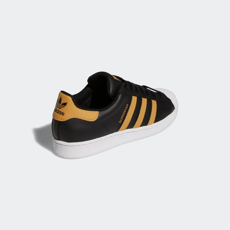 Adidas Superstar Core Black / Magic Beige / Cloud White (HP5498)