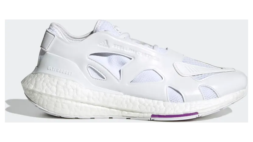 adidas by Stella McCartney Ultraboost 22 Cloud White / Cloud White / Core Black (GY4408)