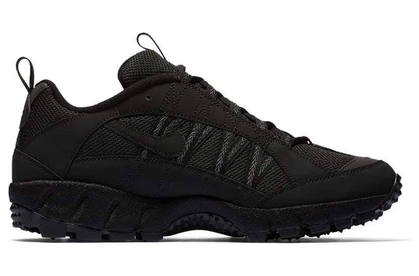 nike-air-humara 924464-001
