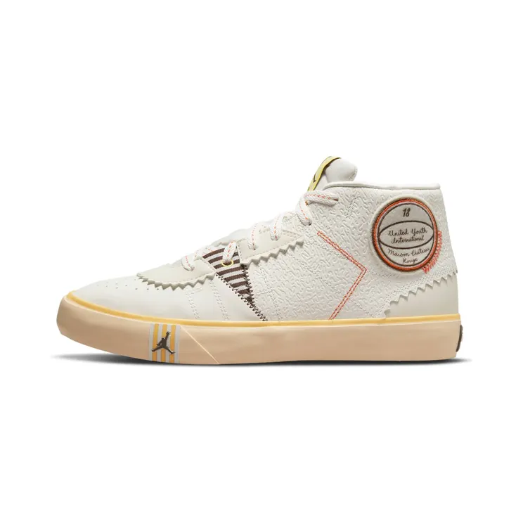 Jordan Series Mid Maison Chateau Rouge “Sail / Pale Vanilla / Orange / Brown Basalt” (DO5247-122)