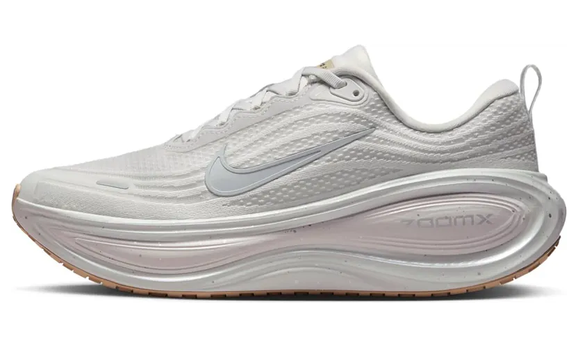 nike-vomero-plus IO4323-001