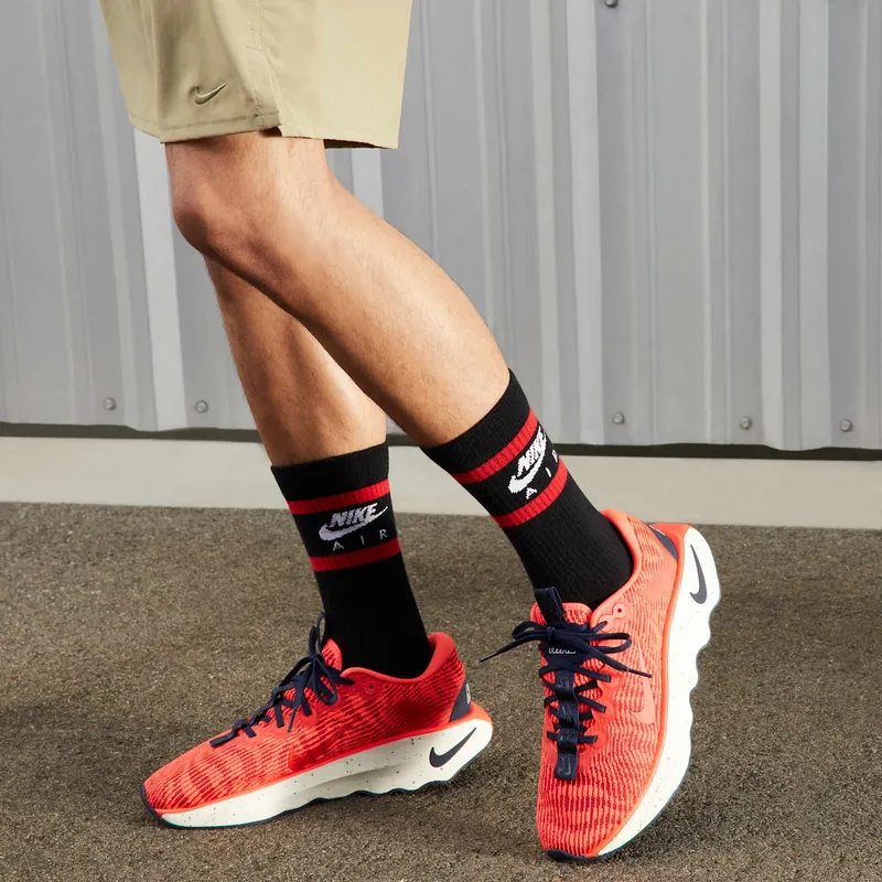 nike-motiva DV1237-600