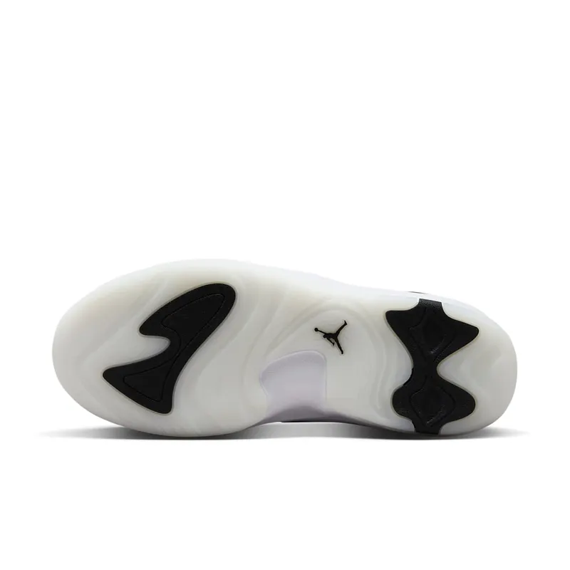 Jordan Max Aura 7 “White Summit White Black” (HQ2091-100)